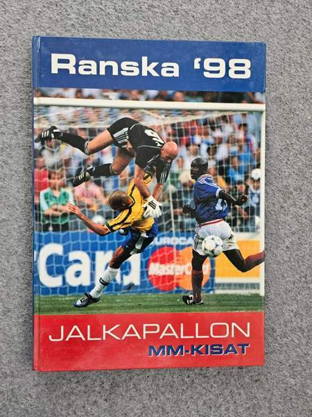 3 kpl Jalkapallon MM-/EM-kisakirjoja Naantali – foto 2