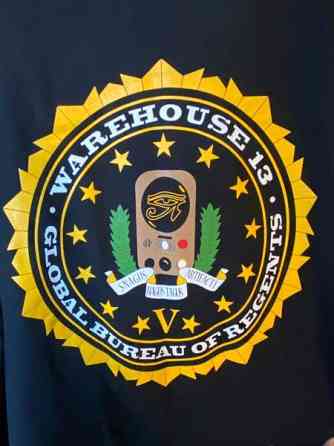 Warehouse 13, signeerattu T-paita Куопио