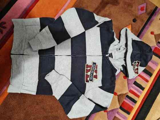 Kingsland-huppari Oulu