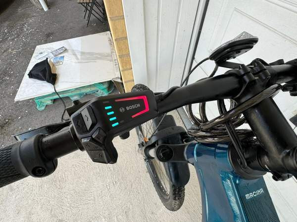 KTM Macina Team 691 L sähköpolkupyörä Jaervenpaeae – foto 5