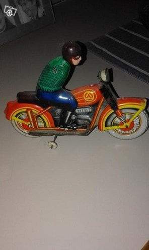 Peltinen moottoripyörä Harjavalta - valokuva 1