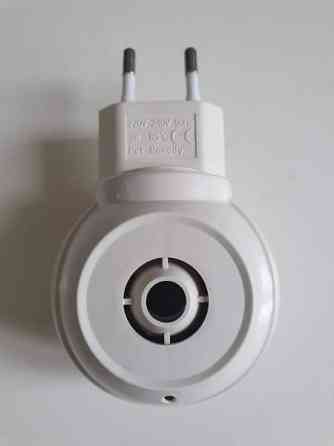 Valjaita, taluttimia yms. koirakamaa Karkkila