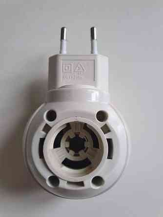 Valjaita, taluttimia yms. koirakamaa Karkkila