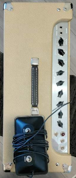 Peavey Classic 50 410 + Holmberg case Oulu – foto 2