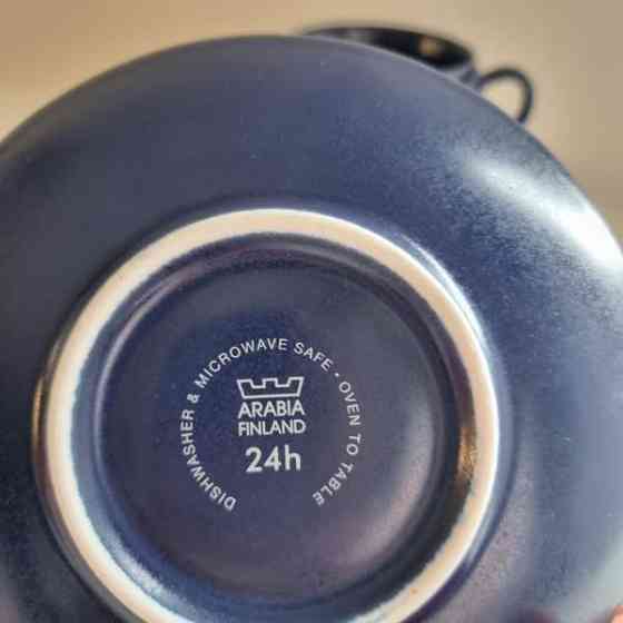 Arabia tummansininen 24h asiat Helsinki