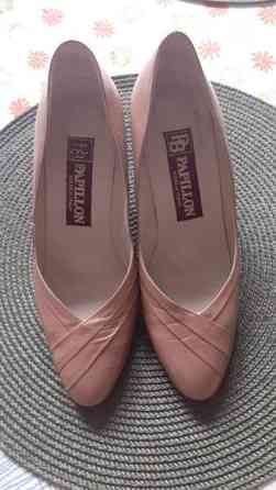 Italialaiset  KORKOKENGÄT  nude / beige Хювинкяя