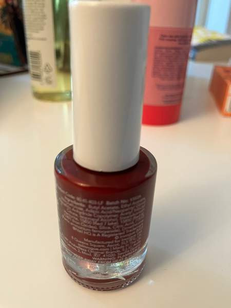 Nail HQ kynsilakka Helsinki – foto 2