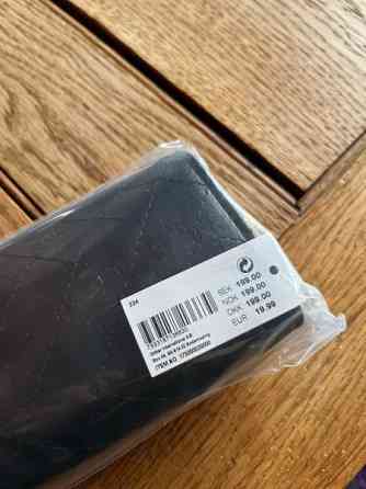 Musta korukotelo Rauma