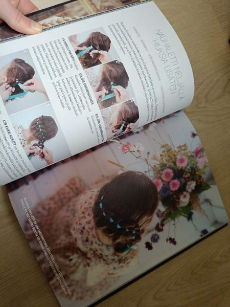 Jenni Petänen, Laura Mendelin: Letille 60 kauneinta palmikkoa ja lettikampausta Turku - valokuva 4