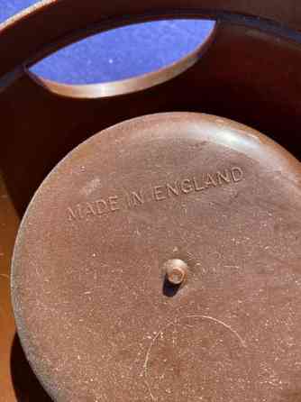 Englannissa tehty ruokakuppi Kissalle/Pienelle Koiralle Alavus