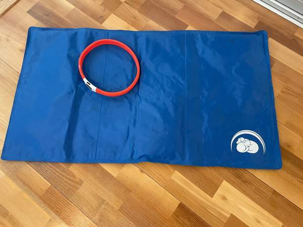 Jäähdytysmatto ja valopanta koiralle Эспоо - изображение 1