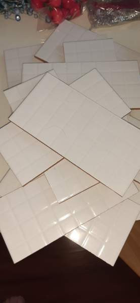 Valkeita kaakelin paloja pussi Kuopio - valokuva 1