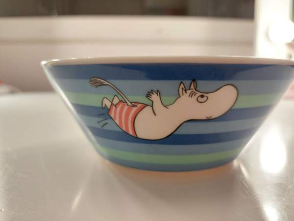 Uimahyppy kulho Kaarina - valokuva 1