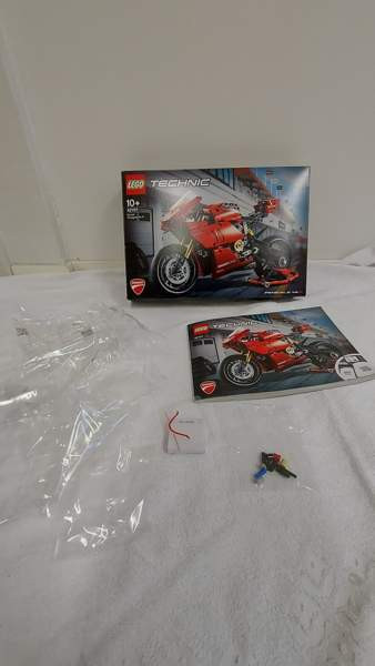 Lego technic settejä Inari - valokuva 2