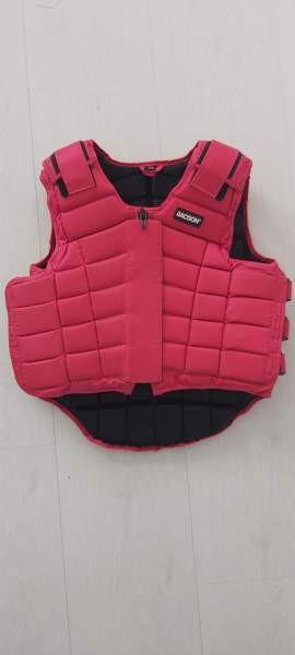 Jacson turvaliivi Jaervenpaeae – foto 1