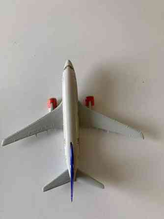 Boeing 737 pienoismalli SAS Vihti