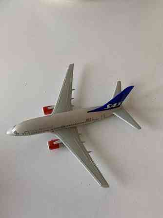 Boeing 737 pienoismalli SAS Vihti