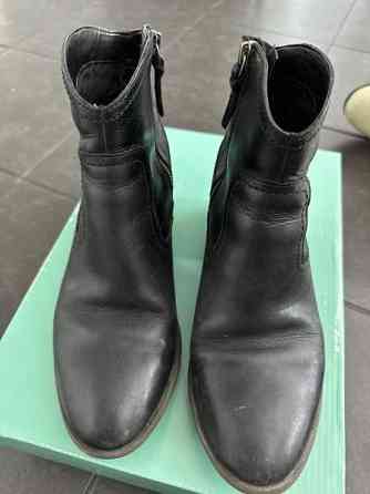 Clarks Moonlit Cool mustat nahkanilkkurit koko 38 Лахти