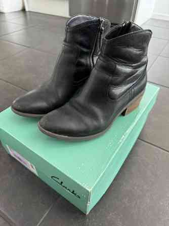 Clarks Moonlit Cool mustat nahkanilkkurit koko 38 Лахти