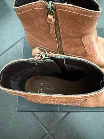 Clarks nahkanilkkurit koko 38 Лахти