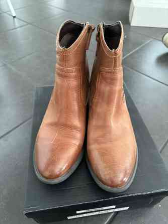 Clarks nahkanilkkurit koko 38 Лахти