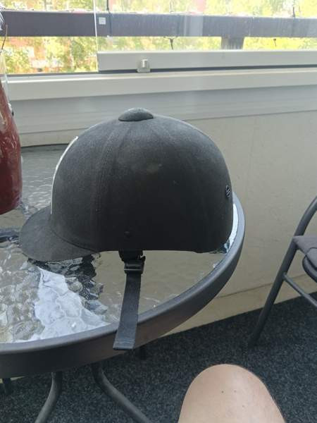 Ratsastus kypärä Iisalmi - valokuva 2