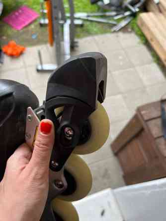 Naisten rullaluistimet Kajaani