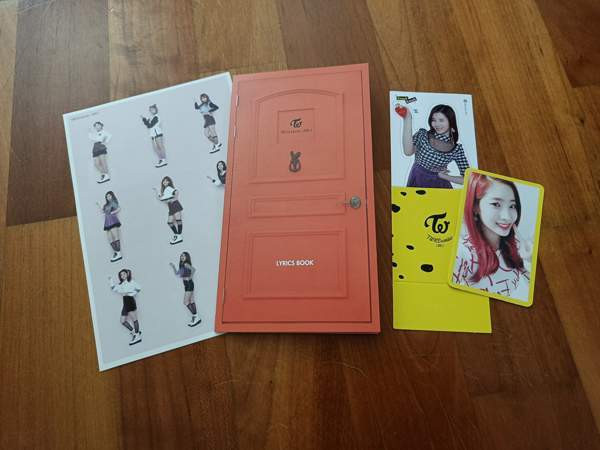 Twice Twicecoaster Lane 2 albumi Lahti – foto 2