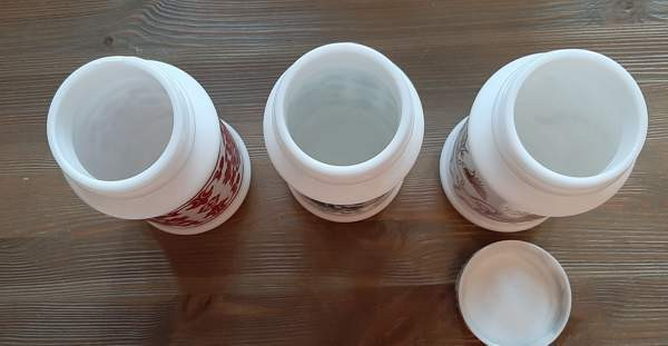 Kolme maitolasipurkkia Mikkeli - valokuva 4