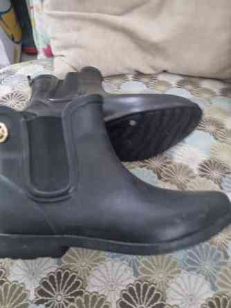 Michael kors kumisaappaat Helsinki