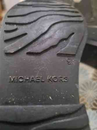 Michael kors kumisaappaat Helsinki