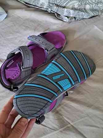 Sandaalit 35 koko Helsinki