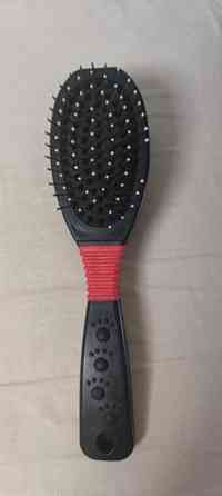 Kaksi koiran harjaa Vantaa