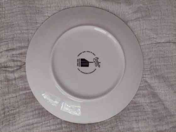 Arabia 140 v keräilylautanen Ulla Kaarina