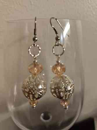 Hand Made korvikset Helsinki