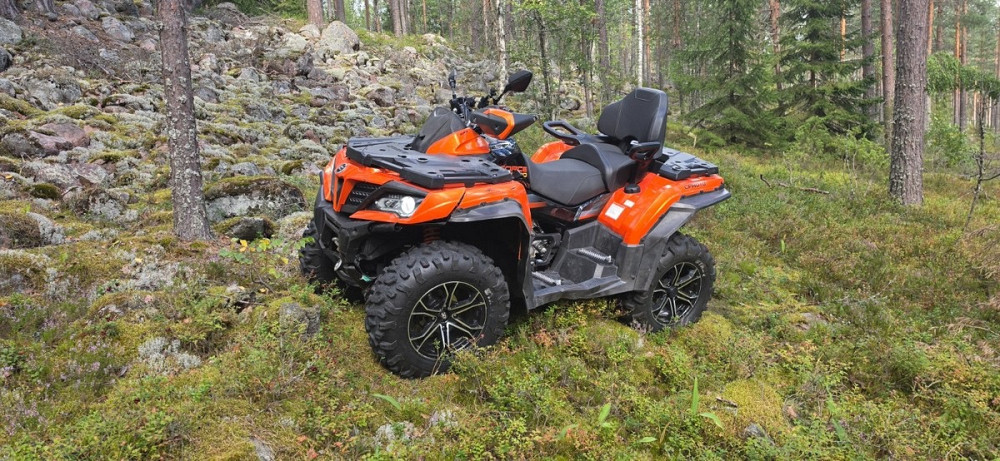 CFMoto CForce mönkijä oranssi Nurmijärvi - valokuva 1