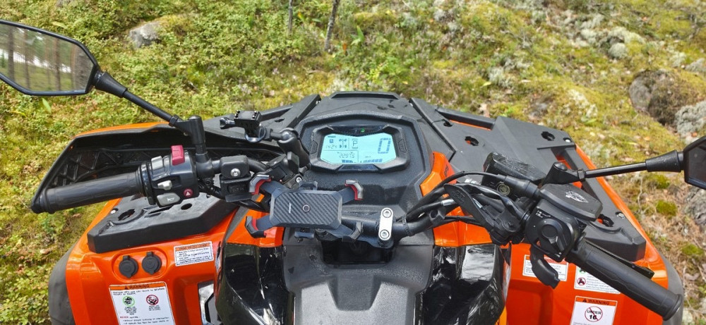 CFMoto CForce mönkijä oranssi Nurmijärvi - valokuva 3