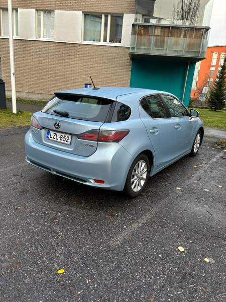 Lexus CT Espoo - valokuva 4