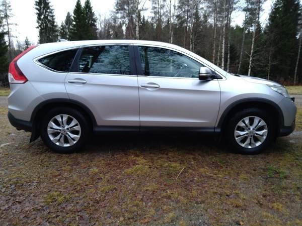 Honda CR-V Kaavi - valokuva 4