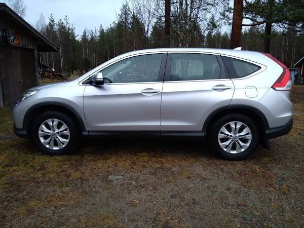 Honda CR-V Kaavi - valokuva 3