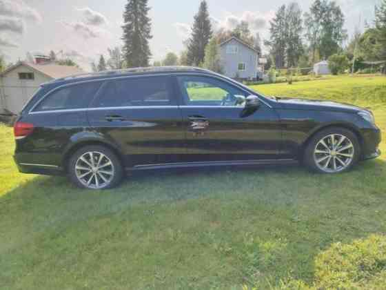 Mercedes-Benz E Ruovesi