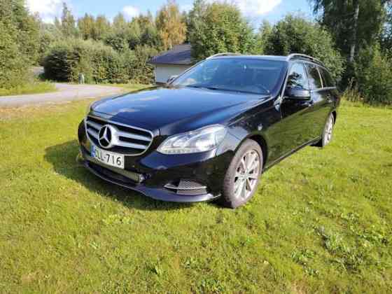 Mercedes-Benz E Ruovesi