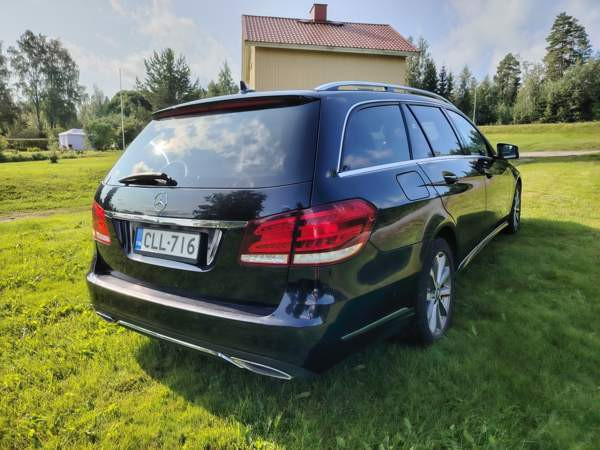 Mercedes-Benz E Ruovesi - изображение 5