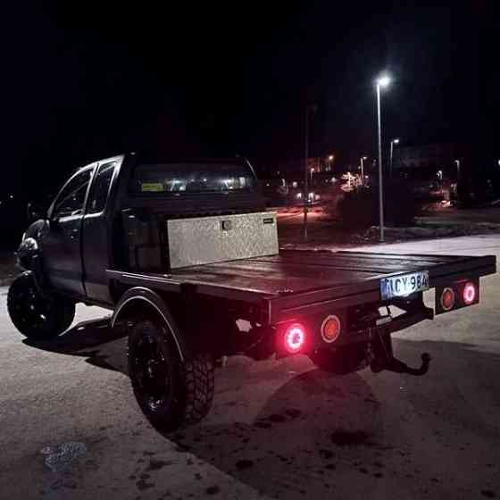 Toyota Hilux Nurmijaervi