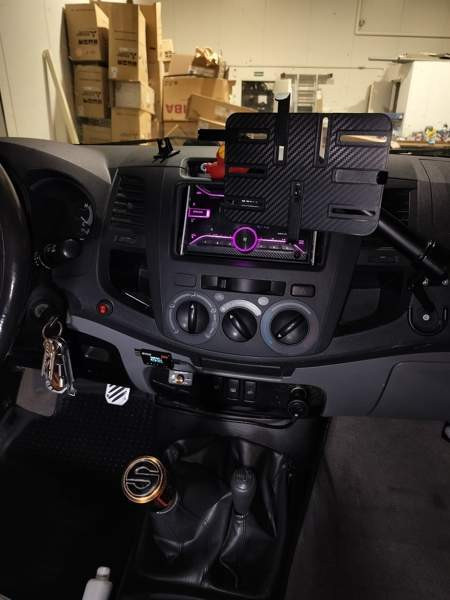 Toyota Hilux Nurmijaervi - photo 8