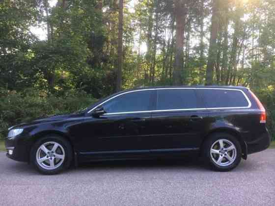 Volvo V70 Pyhtää