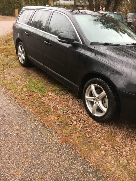 Volvo V70 Pyhtää - valokuva 3