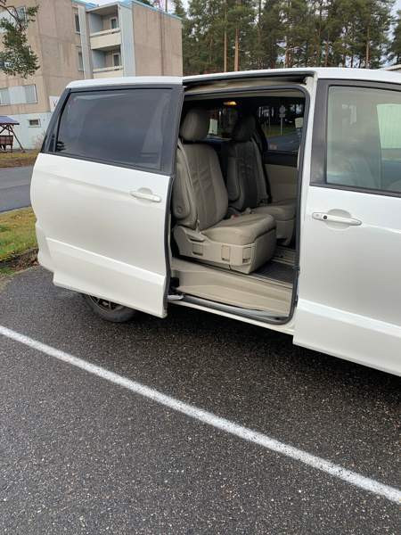 Toyota Estima Lieksa - photo 8