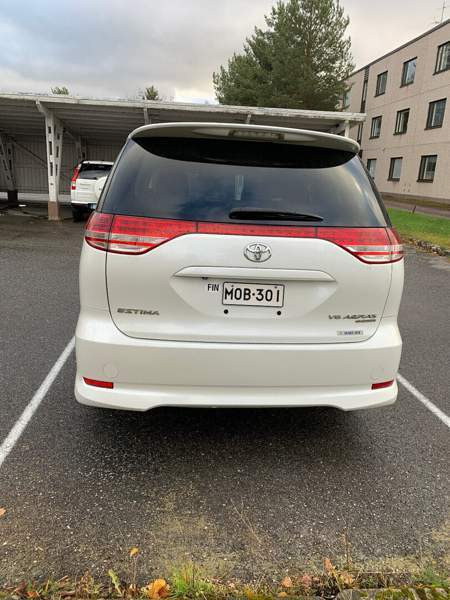 Toyota Estima Lieksa - photo 6