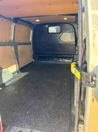 Ford Transit Custom Tervola